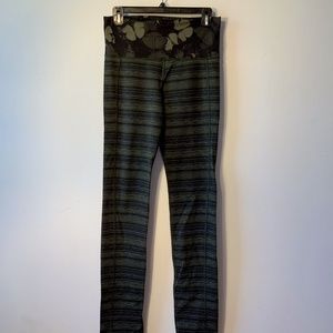 LuluLemon Yoga Pants (6)